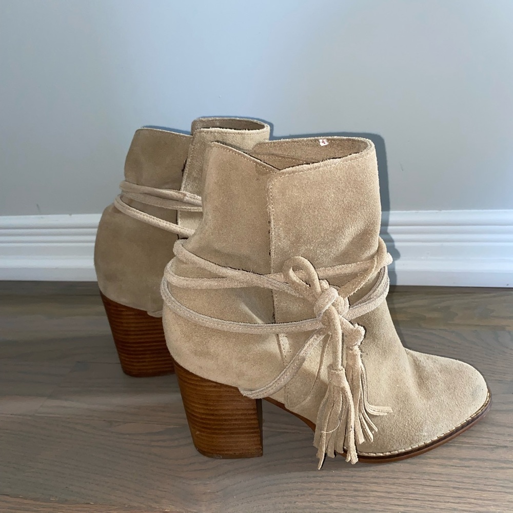 Suede Aldo booties Size 9